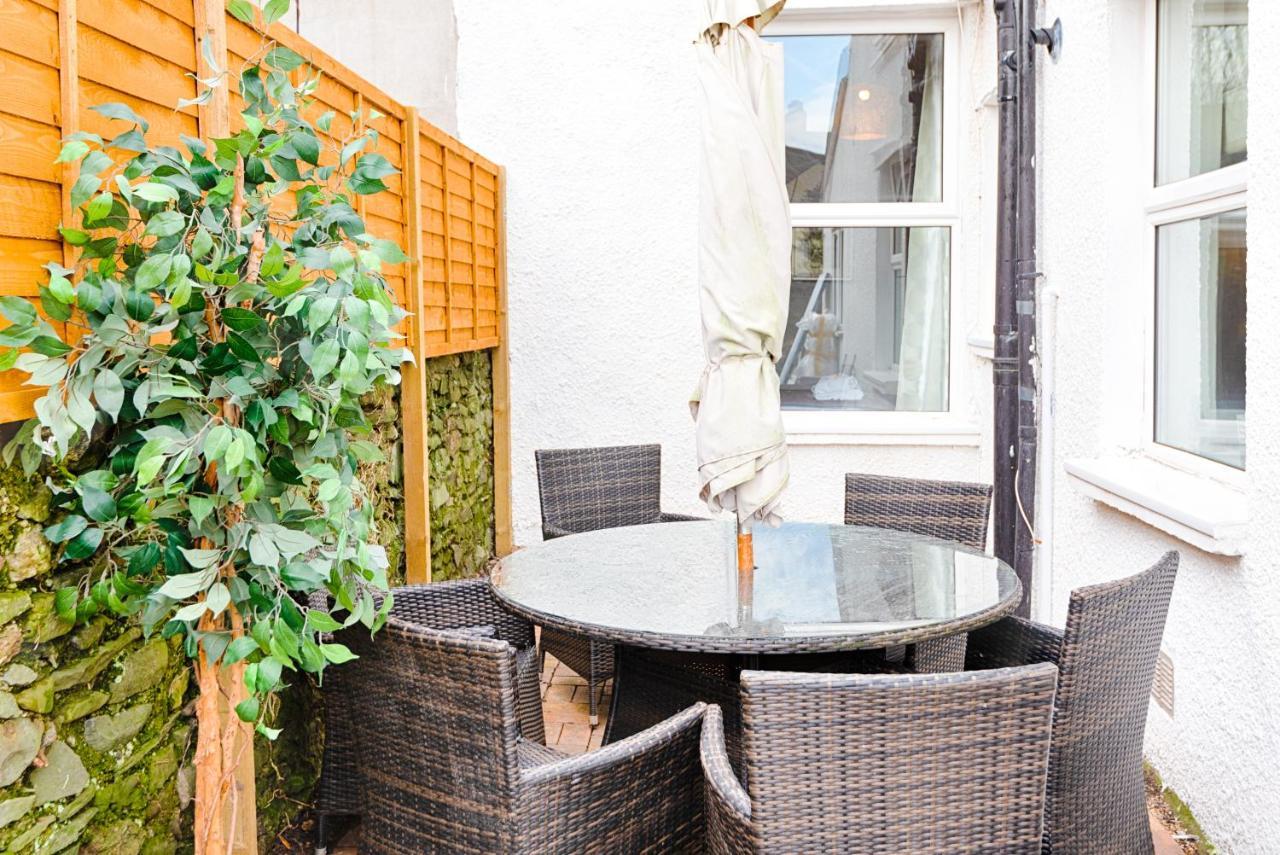 Willows-Cardiff Guest House מראה חיצוני תמונה
